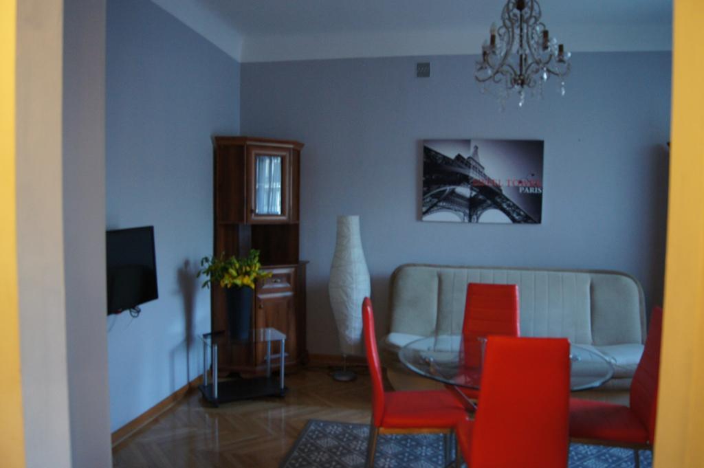 Krucza By Rental Apartments Varsovie Extérieur photo